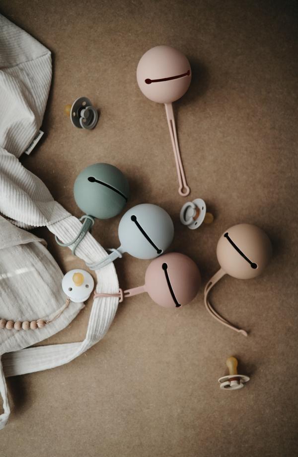 Mushie Pacifier Case- Shifting Sand